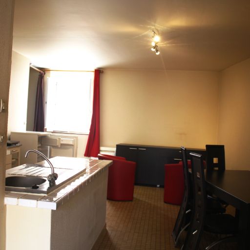 Location Appartement 1 pièce 44m² - Photo 1