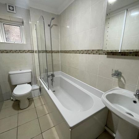 1 bedroom apartment to rent - Photo 4