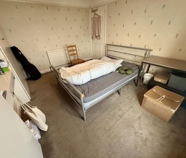 4 bedroom terraced house to rent - Photo 3