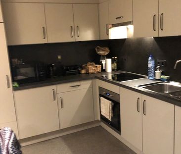 Ik zoek een persoon dat hier komt wonen als cohousing. - Foto 3
