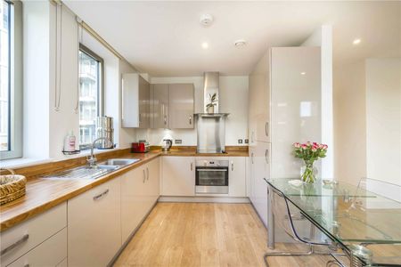 Bessemer Place, Greenwich Peninsula, SE10, London - Photo 4