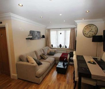 Woking, Surrey, GU22 - Photo 4