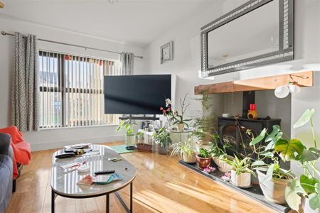 37 Graysfield, Crossgar, Downpatrick, BT30 9HG - Photo 2