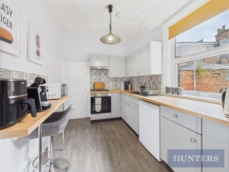 1 bedroom Flat To Let Total Size: 739 SQ FT - Photo 4