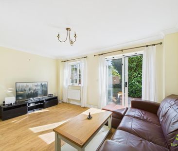 4 bedroom terraced house to rent - Photo 5