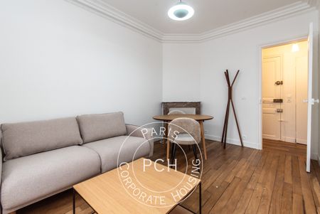 Rue Mathurin Régnier, - Photo 5