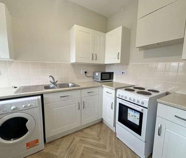 Westborough, Scarborough, YO11 - Photo 3
