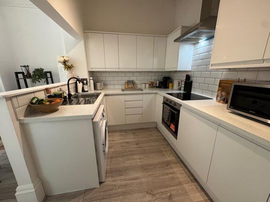 1 Bed Flat, Ranmoor Road, S10 - Photo 1