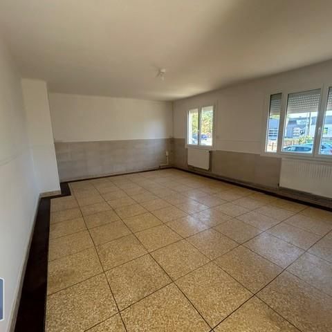 Location Maison 4 pièces 84m² PAMIERS 09100 - Photo 1