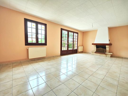 Location Maison 5 pièces 93m² - Photo 1