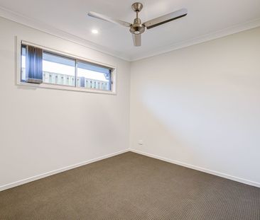 13 Merino Street, Park Ridge QLD 4125 - House For Rent | Domain - Photo 3