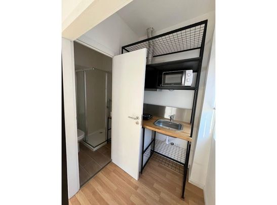 Rua Dom Frei Nuno de Goyos, Leça do Balio, Porto 4465 - Photo 1