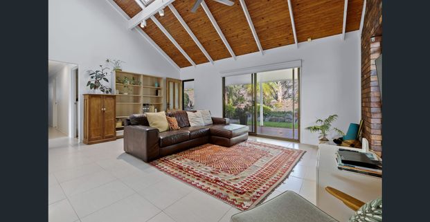 ENTERTAINER'S DELIGHT IN WHITES HILL RESERVE - Photo 1