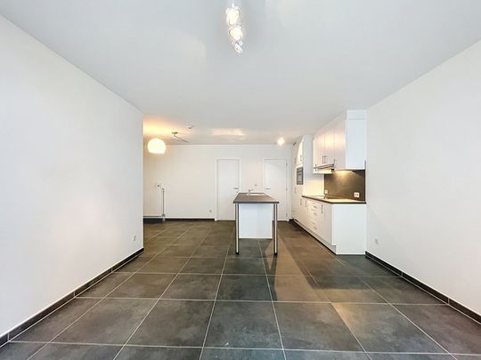 Gelijkvloers app met 2 SLPKS en terras te Gent-Visserij - Photo 1