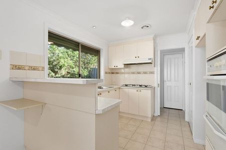 18 Canis Crescent, Ocean Grove - Photo 5