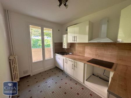 Location Appartement 4 pièces 66m² ST ETIENNE 42100 - Photo 4