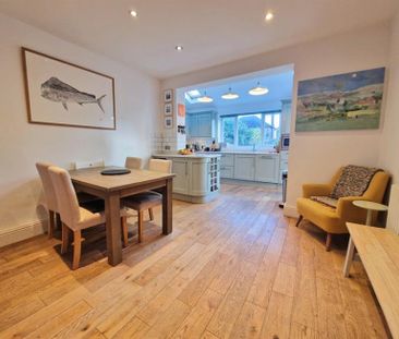 4 Bedroom Detached To Let - Photo 3