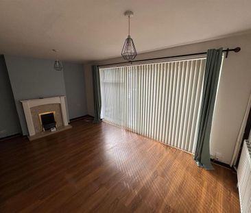 3 bedroom semi-detached house to rent - Photo 6