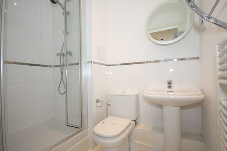 Heathside Road, Woking - Photo 3