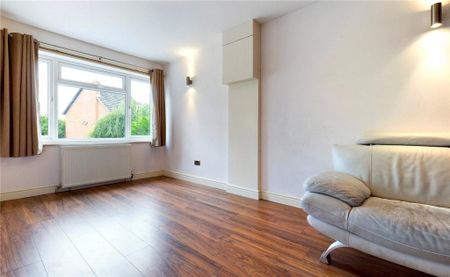 3 bedroom semi-detached house to rent - Photo 4