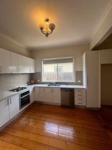 1/7 Lane Crescent, Reservoir VIC 3073 - Photo 5