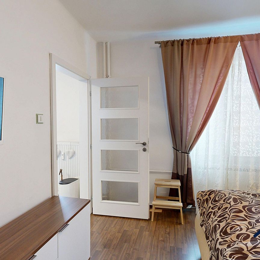 Pronájem bytu 3+1 54 m² - Photo 1
