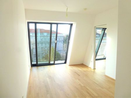 ERSTBEZUG - EXTRAVAGANTES SINGLE-DACHGESCHOSS MIT BALKON - Foto 4
