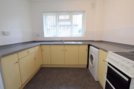 2 bedroom flat to rent - Photo 5