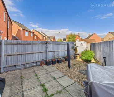 2 bedroom end of terrace house to rent - Photo 2