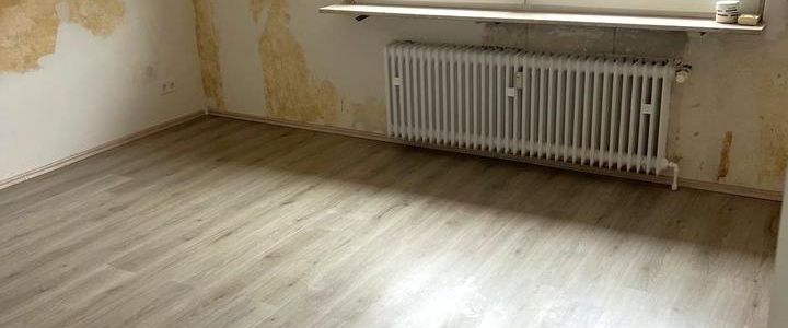 Großzügige 4-Zimmer-Wohnung mit Tageslichtbad! - Photo 1