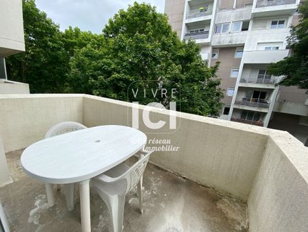 Location Appartement 2 pièces 59m² - Photo 5