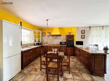 6 room luxury Detached House for rent in Mutxamel, Spain - Photo 4