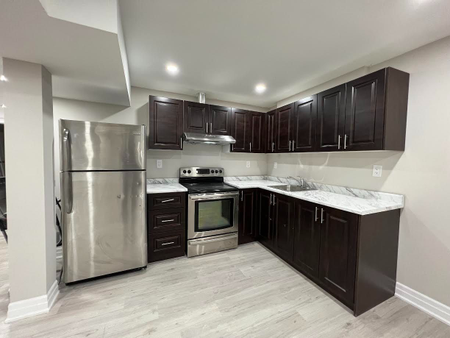 For Lease - 140 Finegan Circle Unit# Basement, Brampton, Ontario - Photo 2