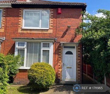 2 bedroom semi-detached house to rent - Photo 5