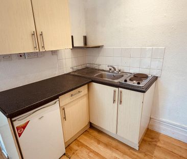 Studio to rent - Photo 6