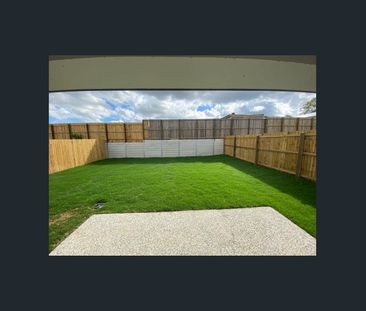 7A Henderson Street, Redbank, Qld 4301 - Photo 2