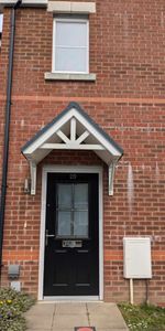 ** Apply on line ** 1 bed flat George Manning Way, Gowerton. Local need criteria* - Photo 3