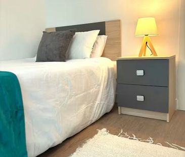 Avenida de Fuenlabrada, Leganés, Community of Madrid 28912 - Photo 1