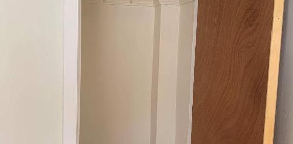 Superbe 4 ½ rénové avec grandes fenêtres - Photo 2