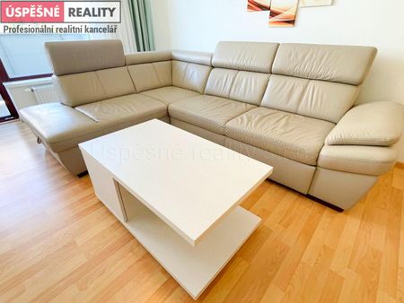 Pronájem bytu 2+kk 52 m², Na výspě , Praha - Photo 4