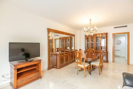 Calle de Portbou, Barcelona, Catalonia 08028 - Photo 4