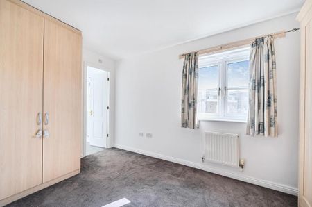 4 bedroom terraced house to rent - Photo 4