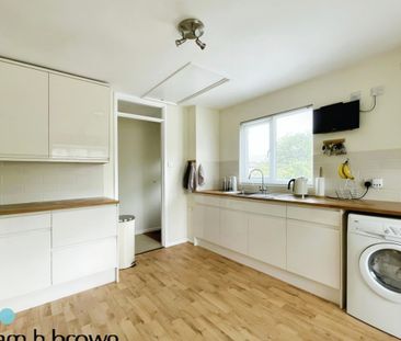 Spencer Road - Photo 3