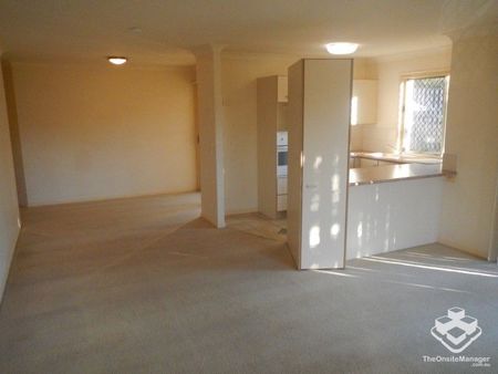 Large, spacious, open plan duplex villa available for rent in Carrara PRICE DROPPED - Photo 4