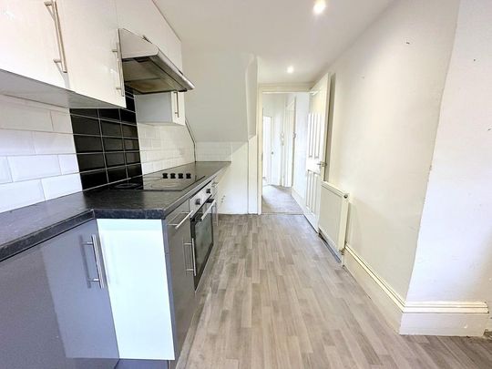 1 bedroom apartment to rent - Photo 1