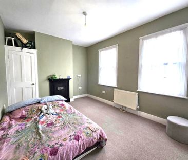 Avenue Road, London - Photo 2