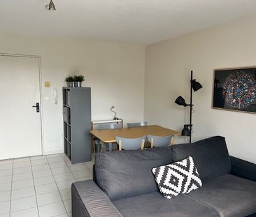 Location Appartement 2 pièces 40m² AIX EN PROVENCE 90ème - Photo 4