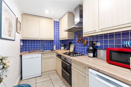 Lessar Avenue, Elms Road, SW4 - Photo 3