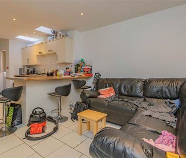 5 bedroom terraced house to rent - Photo 1