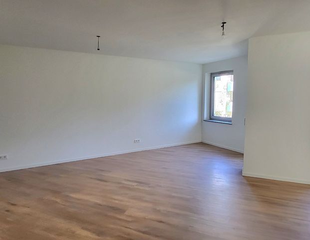 NEUBAU - neugierig? tolle 4-Zimmer Wohnung mit schöner Aussicht im 4. OG mit Bad und Duschbad (Nr. 14) - Photo 1